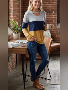 Minclouse Color Block Cutout Choker Top